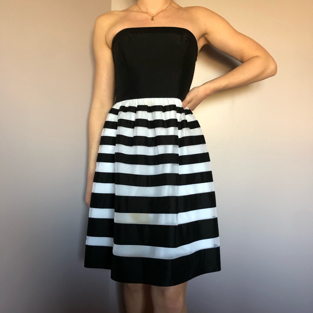 Strapless formal Black & white striped dress
